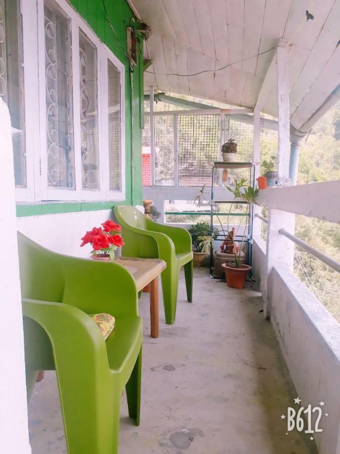 Vamoose Quaint Wood Cottage Darjeeling  Esterno foto